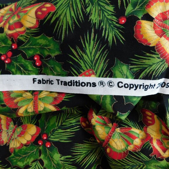 Christmas Cotton Fabric Traditions Quilting Butterflies Holly Black Green 2.6 yd - Picture 2 of 8